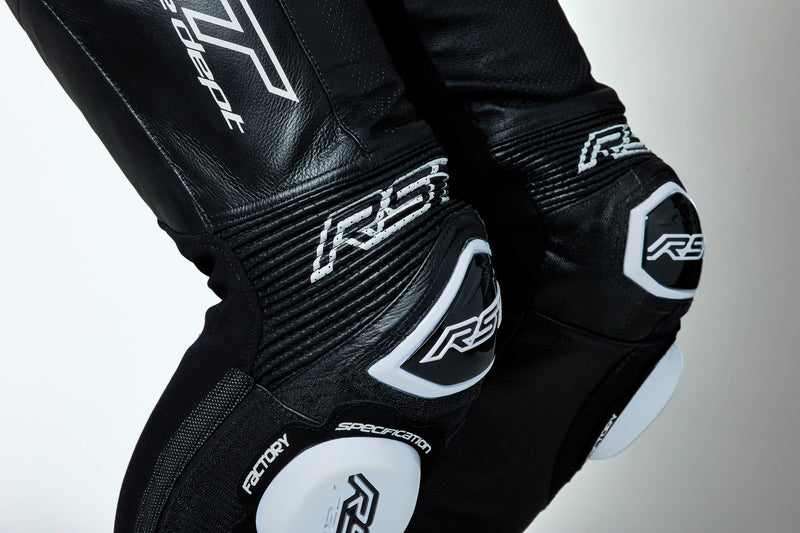 RST V4.1 Evo Kangaroo 1-Teiler Lederkombi mit Airbag-System Schwarz