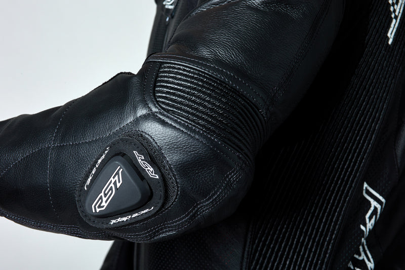 RST V4.1 Evo Kangaroo 1-Teiler Lederkombi mit Airbag-System Schwarz