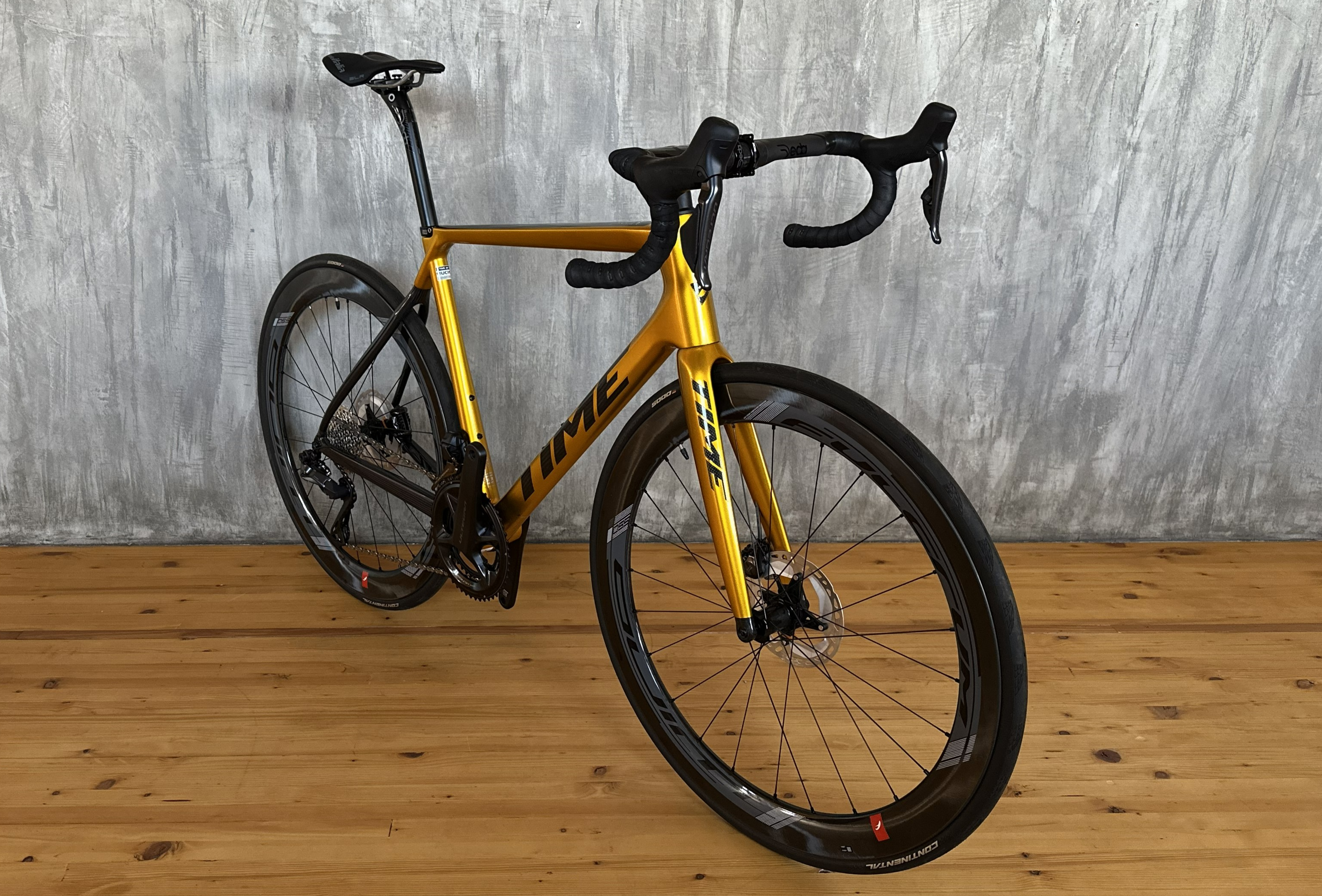 Time Alpe d´Huez Road brilliant gold