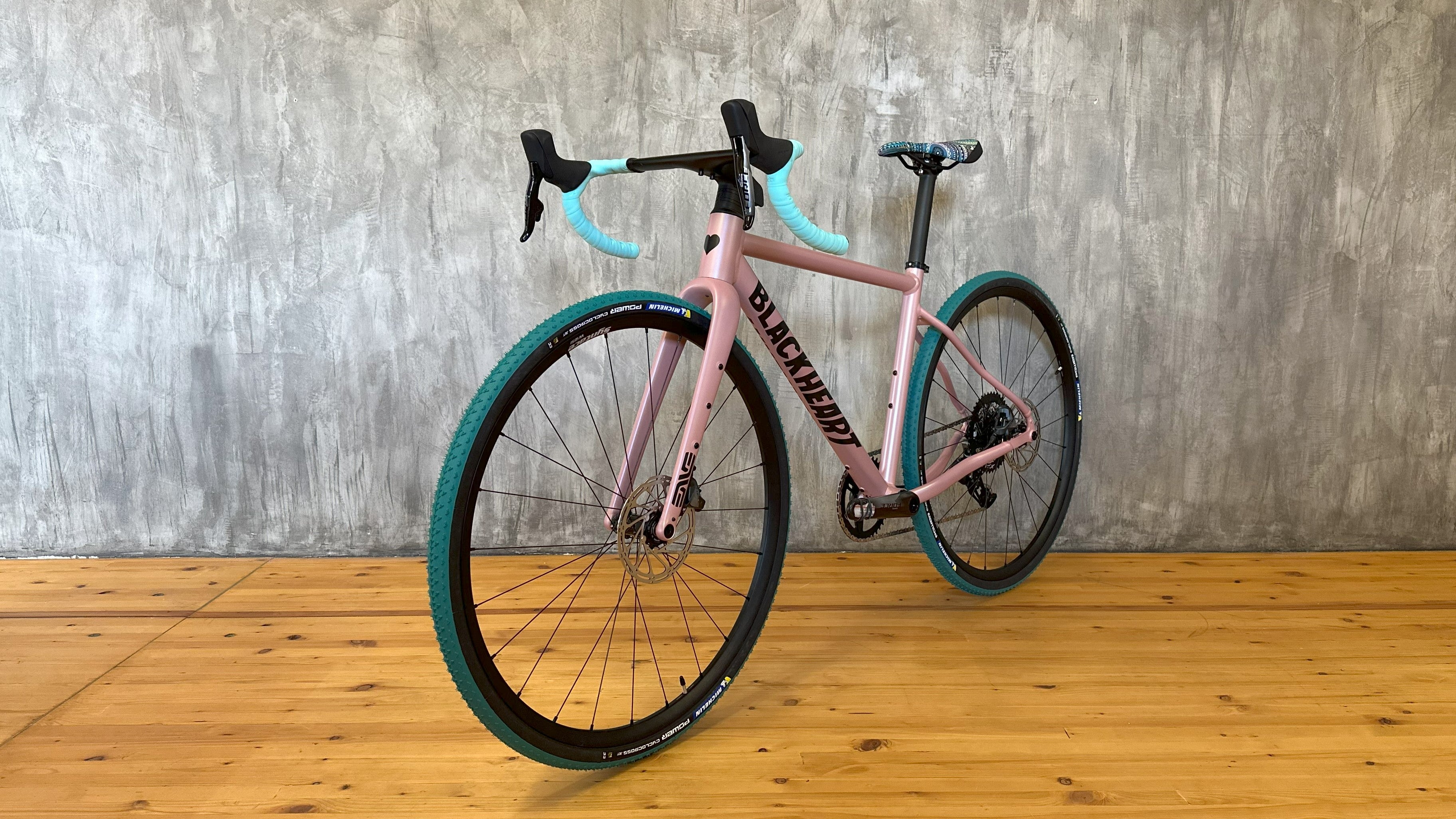 Blackheart Gravel AL Rahmenkit mit Customaufbau