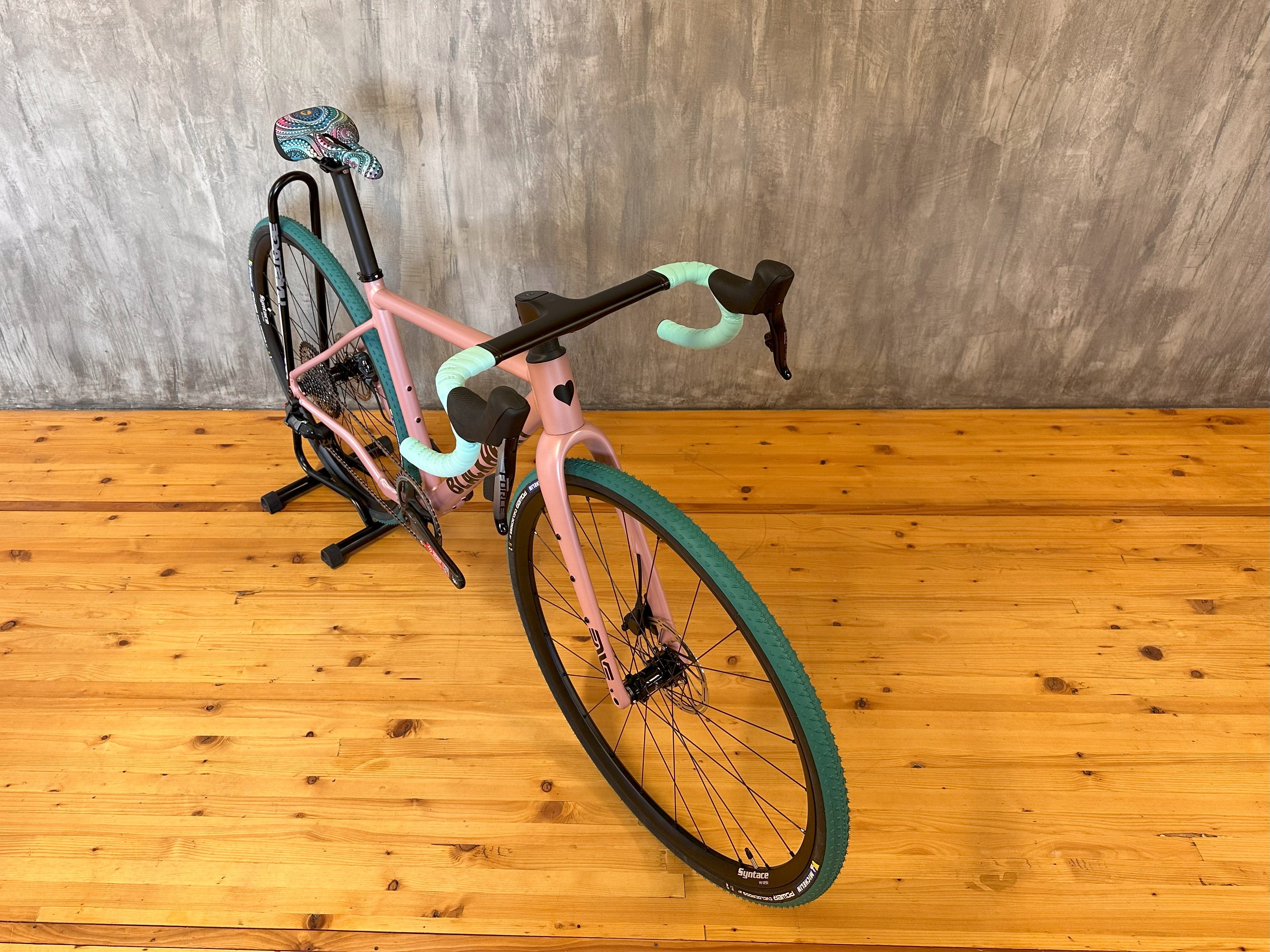 Blackheart Gravel AL Rahmenkit mit Customaufbau