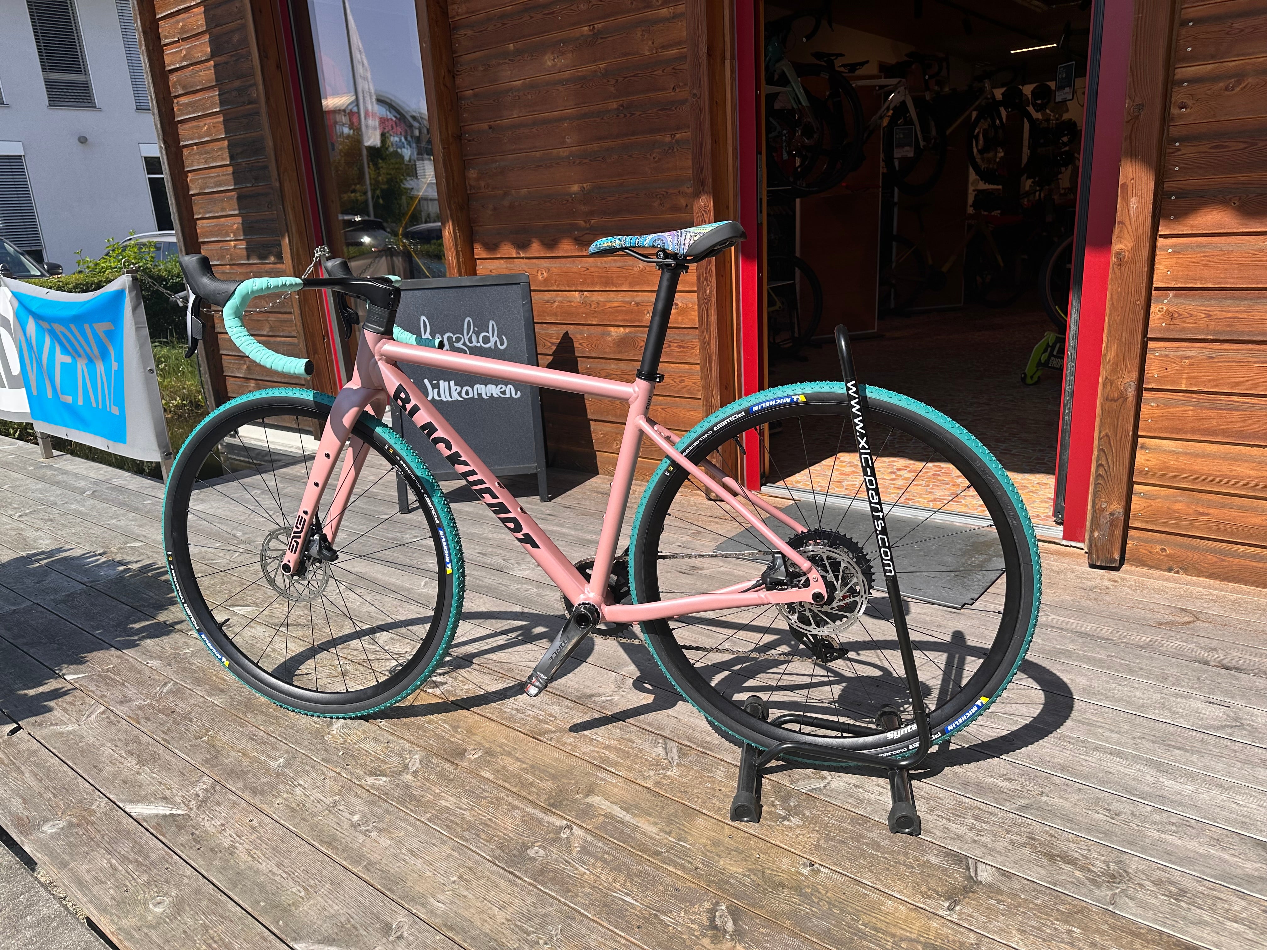Blackheart Gravel AL Rahmenkit mit Customaufbau