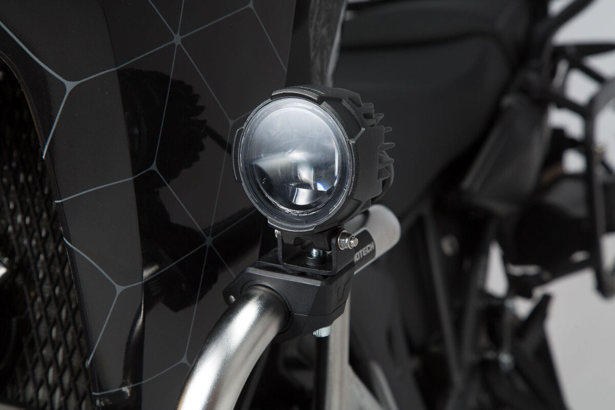 Givi GMO062-MX Schwarz. Für Sturzbügel Ø 22/25,4/26/27/28 mm